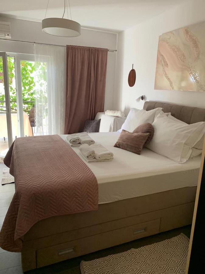 Studio Apartment Purple Sunset - 2+1 Baška Voda Kültér fotó